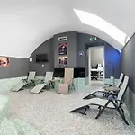 Ξενοδοχείο Museum 4*
