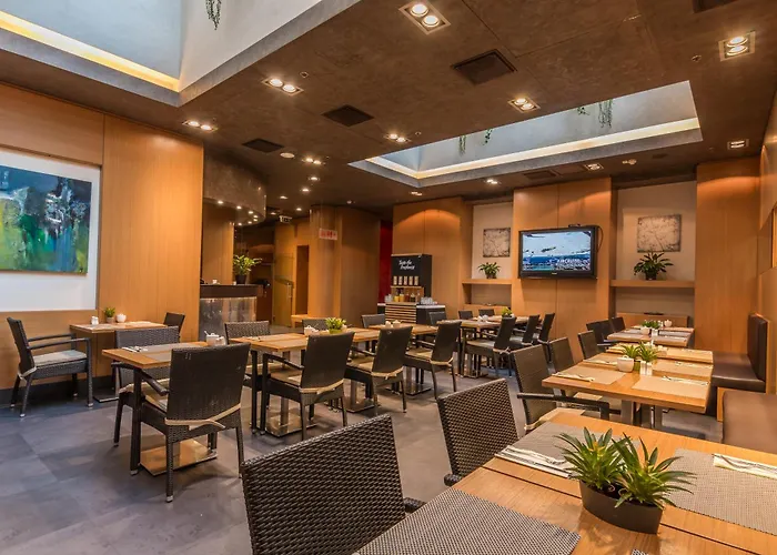 布达佩斯博物馆酒店 酒店