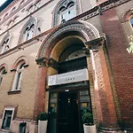 布达佩斯博物馆酒店 酒店 4*