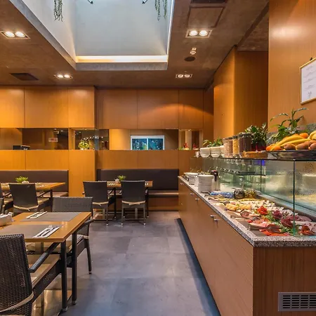 酒店 布达佩斯博物馆酒店 4*