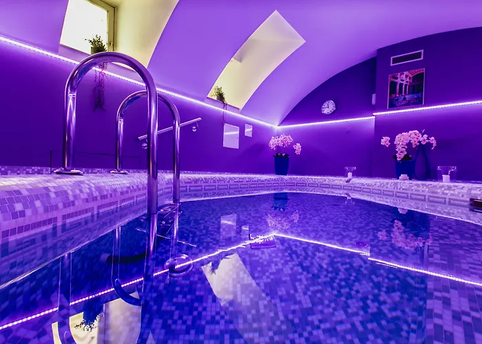 Museum Hotel 4*