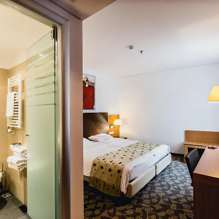 Museum Hotel 4*