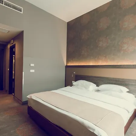 Hotel Museum 4*